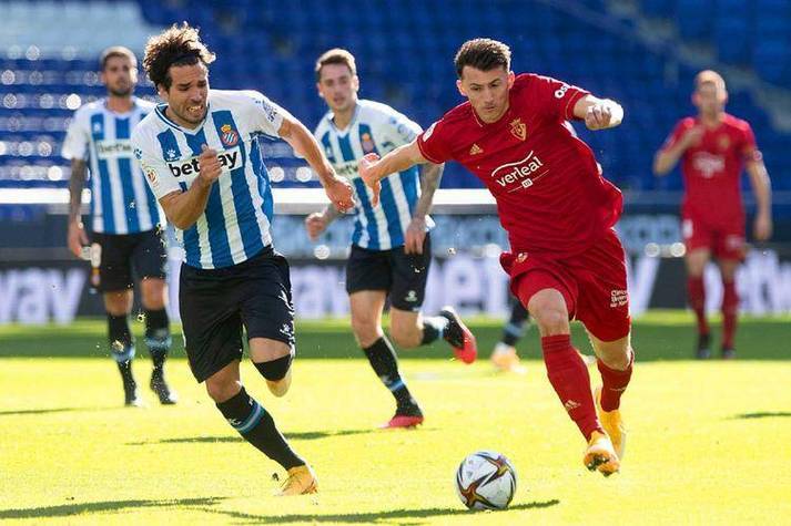 西甲中游生死局！奥萨苏纳主场铁桶阵死磕巴伦西亚，保级压力下谁能破局？